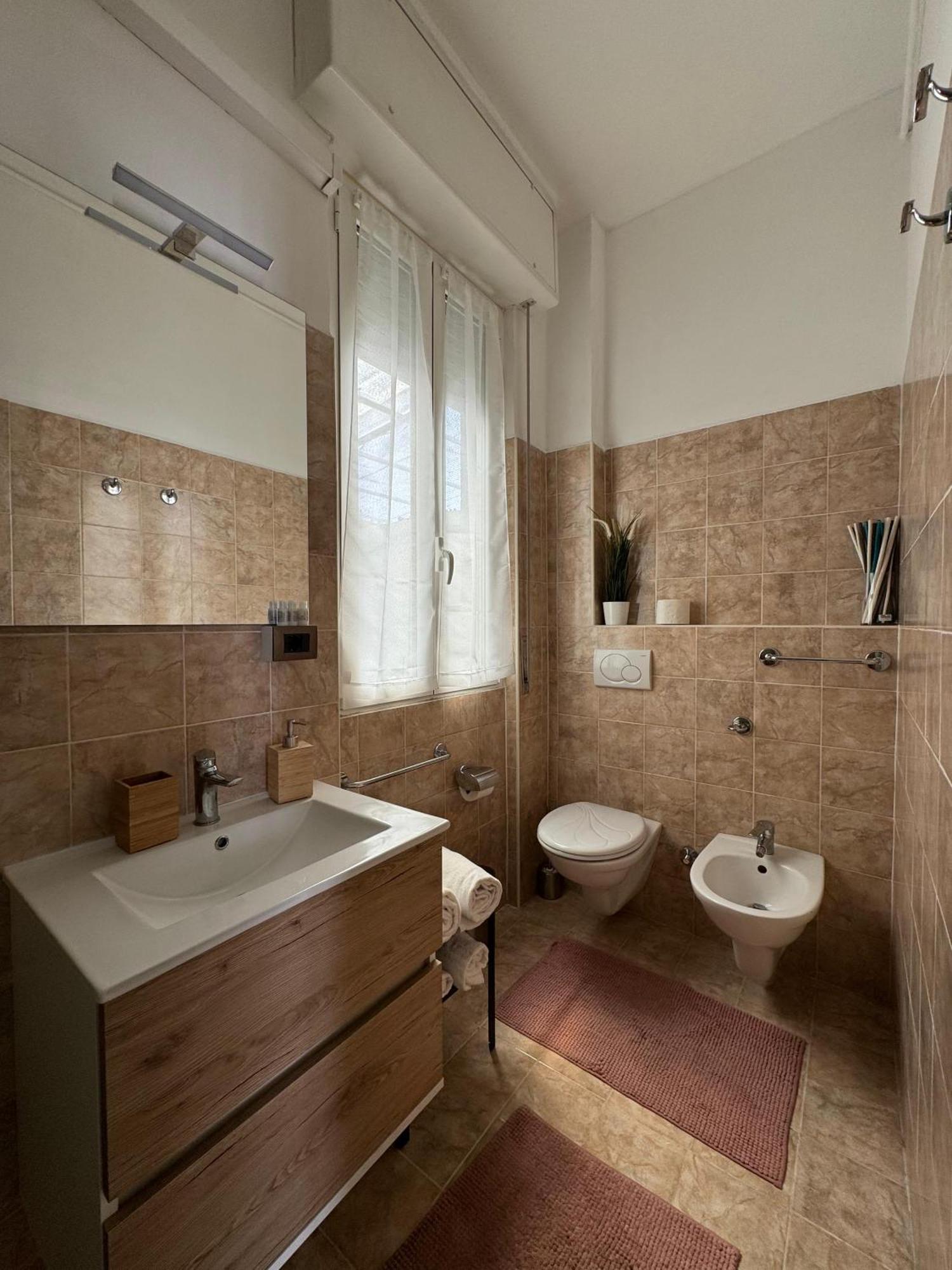 La Casa Di Tom - Homy Milano Apartment Exterior photo